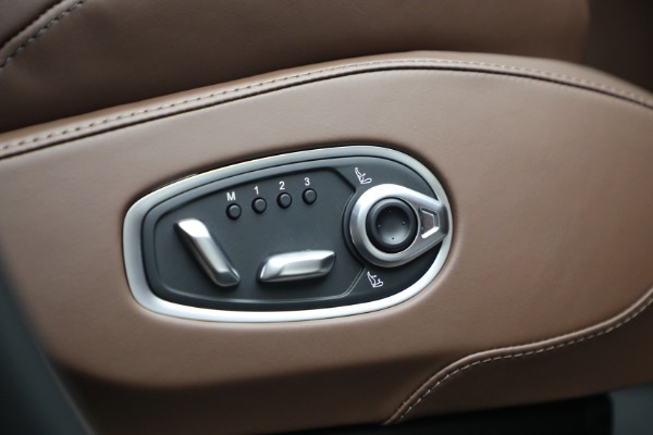 New 2026 Aston Martin DBX S for sale $274,900 at Bentley Greenwich in Greenwich CT 06830 28