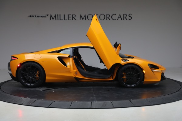 New 2026 McLaren Artura TechLux for sale $314,250 at Bentley Greenwich in Greenwich CT 06830 18