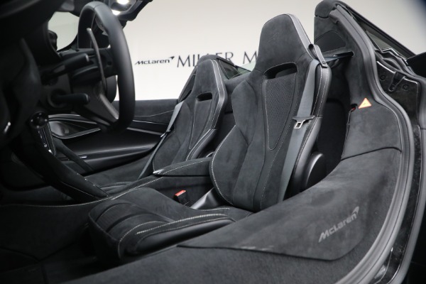 New 2026 McLaren 750S Spider Performance for sale $450,200 at Bentley Greenwich in Greenwich CT 06830 21