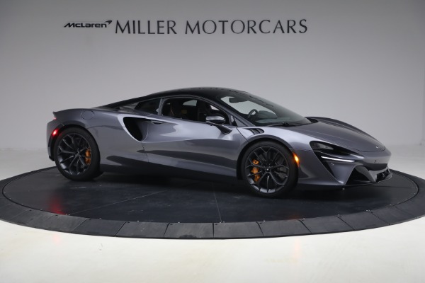 Used 2024 McLaren Artura Performance for sale $191,900 at Bentley Greenwich in Greenwich CT 06830 11