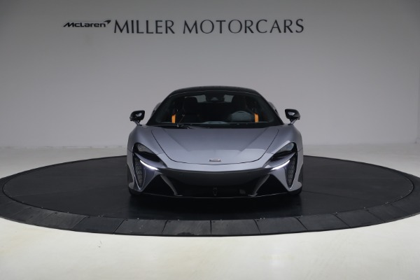 Used 2024 McLaren Artura Performance for sale $191,900 at Bentley Greenwich in Greenwich CT 06830 13