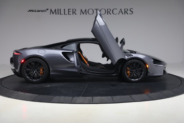 Used 2024 McLaren Artura Performance for sale $191,900 at Bentley Greenwich in Greenwich CT 06830 20