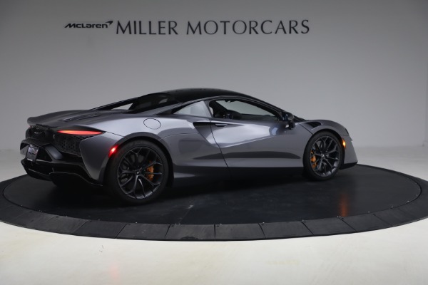 Used 2024 McLaren Artura Performance for sale $191,900 at Bentley Greenwich in Greenwich CT 06830 8