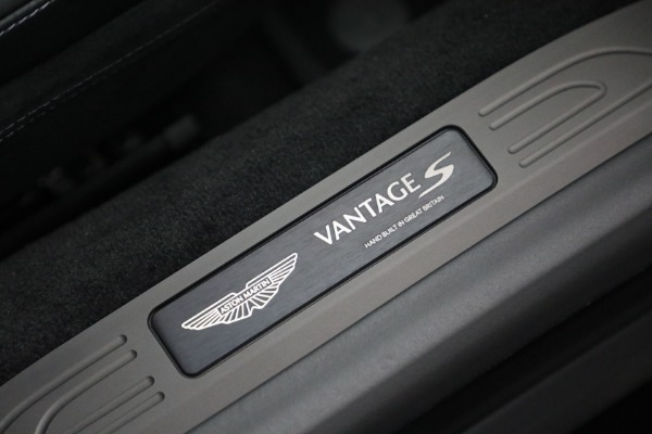 New 2026 Aston Martin Vantage S for sale $265,300 at Bentley Greenwich in Greenwich CT 06830 22
