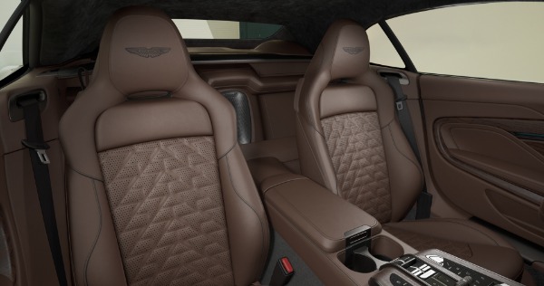 New 2026 Aston Martin Vanquish Volante for sale $559,600 at Bentley Greenwich in Greenwich CT 06830 24