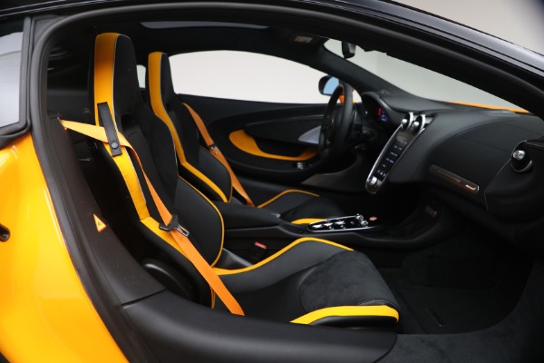 New 2026 McLaren GTS Performance for sale $249,250 at Bentley Greenwich in Greenwich CT 06830 25