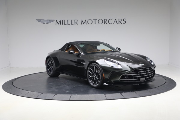 New 2026 Aston Martin Vantage Roadster for sale Call for price at Bentley Greenwich in Greenwich CT 06830 23