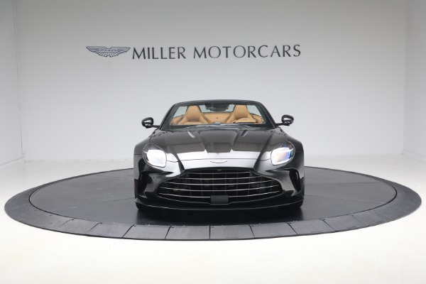 New 2026 Aston Martin Vantage Roadster for sale Call for price at Bentley Greenwich in Greenwich CT 06830 24