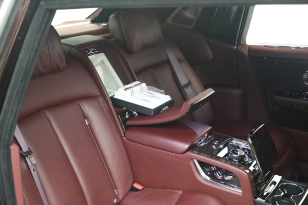 Used 2018 Rolls-Royce Phantom EWB for sale $299,900 at Bentley Greenwich in Greenwich CT 06830 26