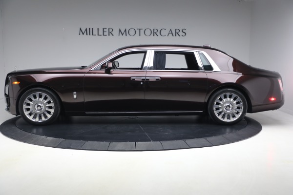 Used 2018 Rolls-Royce Phantom EWB for sale $299,900 at Bentley Greenwich in Greenwich CT 06830 3
