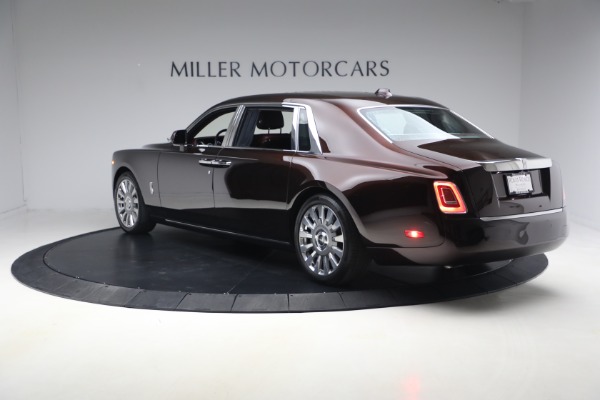 Used 2018 Rolls-Royce Phantom EWB for sale $299,900 at Bentley Greenwich in Greenwich CT 06830 5