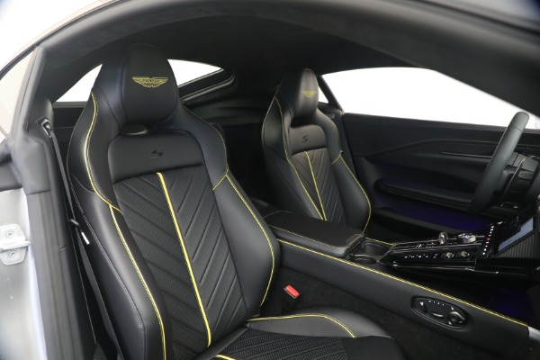 New 2026 Aston Martin Vantage S for sale $247,500 at Bentley Greenwich in Greenwich CT 06830 27