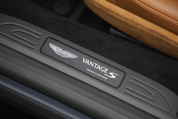 New 2026 Aston Martin Vantage S for sale $249,200 at Bentley Greenwich in Greenwich CT 06830 21