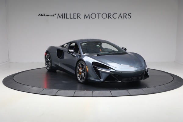 New 2026 McLaren Artura Performance for sale $305,700 at Bentley Greenwich in Greenwich CT 06830 10