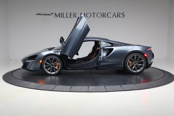 New 2026 McLaren Artura Performance for sale $305,700 at Bentley Greenwich in Greenwich CT 06830 14