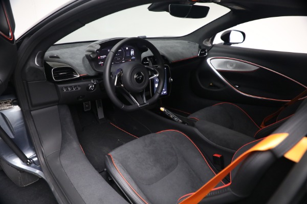 New 2026 McLaren Artura Performance for sale $305,700 at Bentley Greenwich in Greenwich CT 06830 22