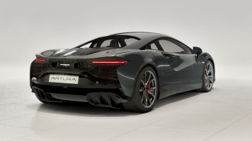 New 2026 McLaren Artura Performance for sale $305,700 at Bentley Greenwich in Greenwich CT 06830 3