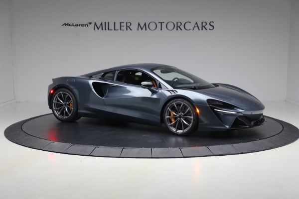 New 2026 McLaren Artura Performance for sale $305,700 at Bentley Greenwich in Greenwich CT 06830 9