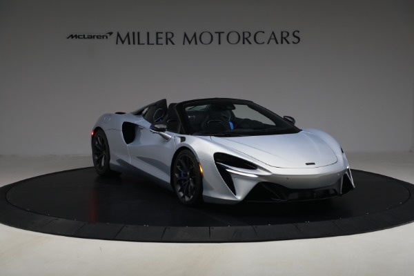 New 2026 McLaren Artura Spider Performance for sale $345,150 at Bentley Greenwich in Greenwich CT 06830 11