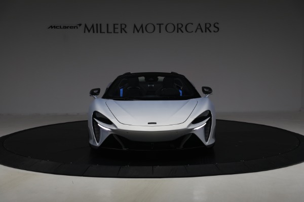 New 2026 McLaren Artura Spider Performance for sale $345,150 at Bentley Greenwich in Greenwich CT 06830 12