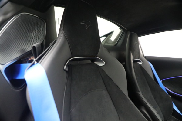 New 2026 McLaren Artura Spider Performance for sale $345,150 at Bentley Greenwich in Greenwich CT 06830 27
