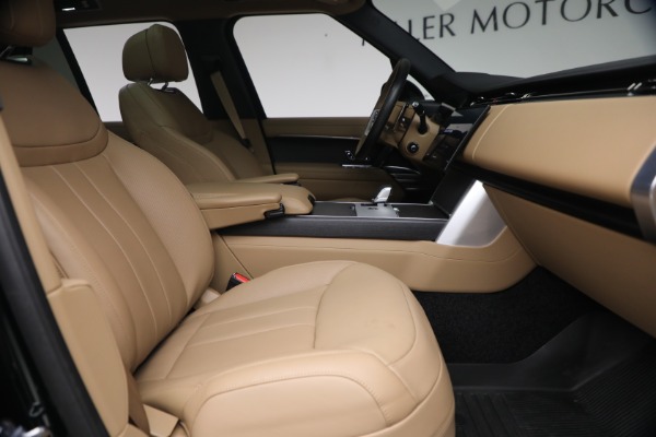 Used 2025 Land Rover Range Rover P530 SE for sale Sold at Bentley Greenwich in Greenwich CT 06830 17