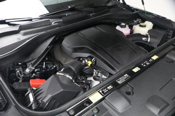 Used 2025 Land Rover Range Rover P530 SE for sale Sold at Bentley Greenwich in Greenwich CT 06830 26