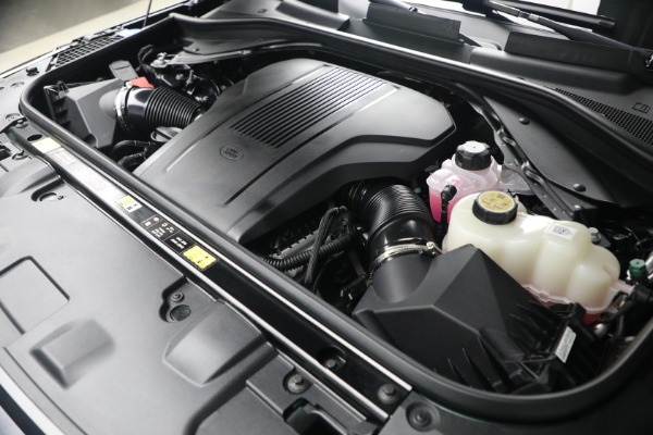 Used 2025 Land Rover Range Rover P530 SE for sale Sold at Bentley Greenwich in Greenwich CT 06830 27