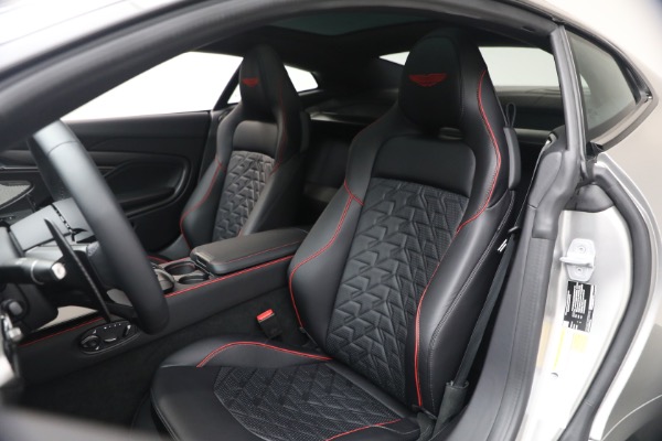New 2026 Aston Martin Vanquish for sale $546,000 at Bentley Greenwich in Greenwich CT 06830 15