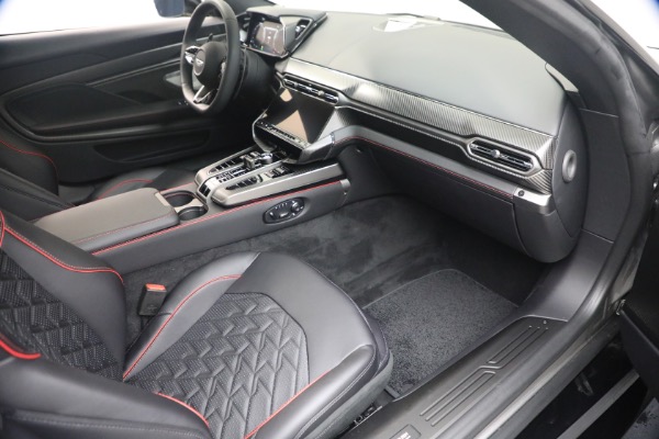 New 2026 Aston Martin Vanquish for sale $546,000 at Bentley Greenwich in Greenwich CT 06830 18