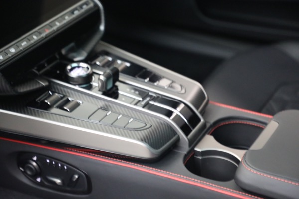 New 2026 Aston Martin Vanquish for sale $546,000 at Bentley Greenwich in Greenwich CT 06830 26