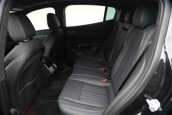 Used 2026 Maserati Grecale Modena V6 for sale $79,881 at Bentley Greenwich in Greenwich CT 06830 17