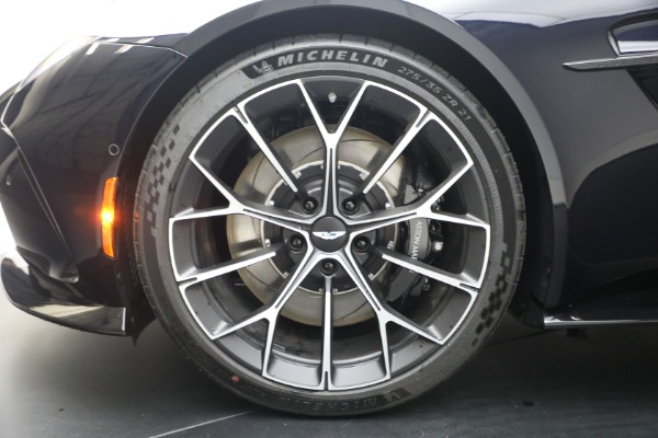 New 2026 Aston Martin Vantage Roadster for sale $260,900 at Bentley Greenwich in Greenwich CT 06830 27