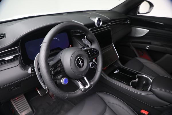 Used 2026 Maserati Grecale Modena for sale $80,555 at Bentley Greenwich in Greenwich CT 06830 12
