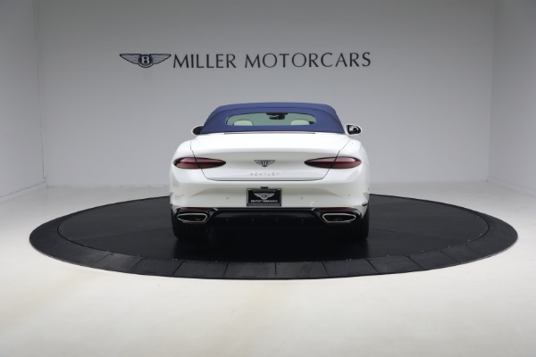 New 2026 Bentley Continental GTC Azure for sale $374,105 at Bentley Greenwich in Greenwich CT 06830 17