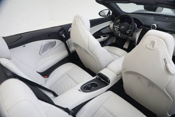 New 2026 Maserati GranCabrio Modena for sale $167,125 at Bentley Greenwich in Greenwich CT 06830 24