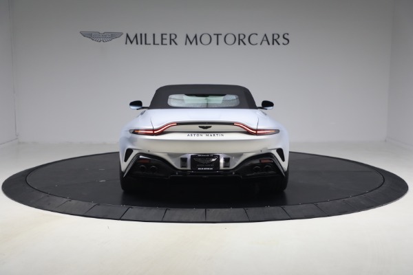 New 2026 Aston Martin Vantage Roadster for sale $274,300 at Bentley Greenwich in Greenwich CT 06830 18