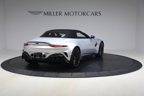 New 2026 Aston Martin Vantage Roadster for sale $274,300 at Bentley Greenwich in Greenwich CT 06830 19