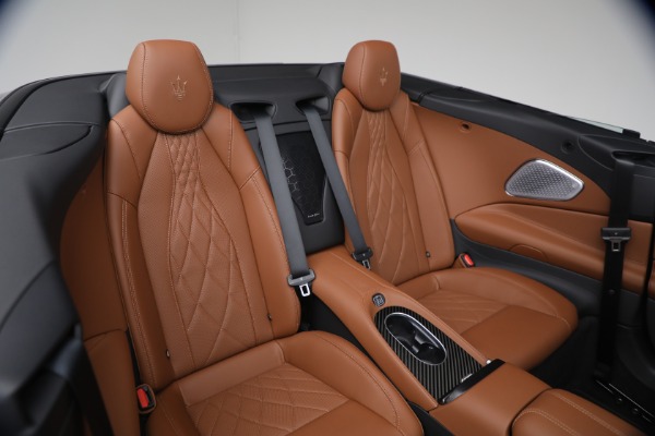 New 2026 Maserati GranCabrio Modena for sale $178,635 at Bentley Greenwich in Greenwich CT 06830 21