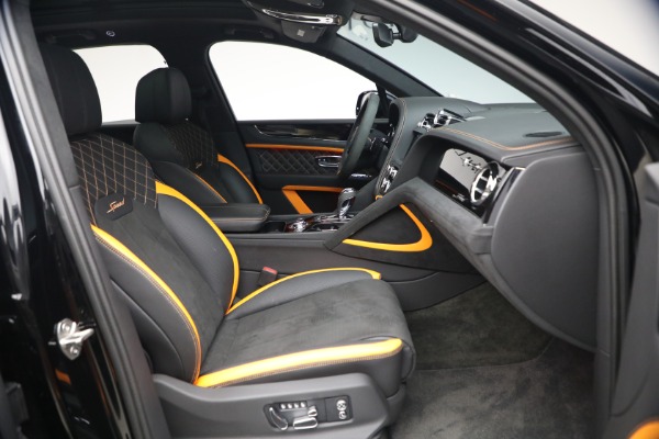 Used 2023 Bentley Bentayga Speed for sale $181,900 at Bentley Greenwich in Greenwich CT 06830 27