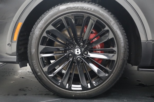 Used 2022 Bentley Bentayga Speed for sale $161,900 at Bentley Greenwich in Greenwich CT 06830 13