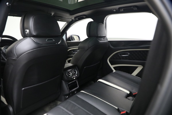 Used 2022 Bentley Bentayga Speed for sale $161,900 at Bentley Greenwich in Greenwich CT 06830 18