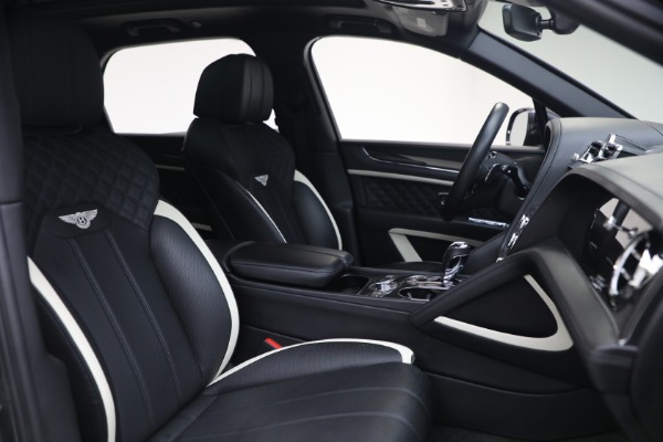 Used 2022 Bentley Bentayga Speed for sale $161,900 at Bentley Greenwich in Greenwich CT 06830 24