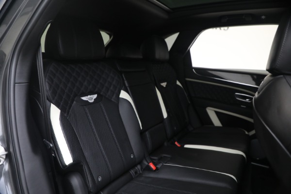 Used 2022 Bentley Bentayga Speed for sale $161,900 at Bentley Greenwich in Greenwich CT 06830 26