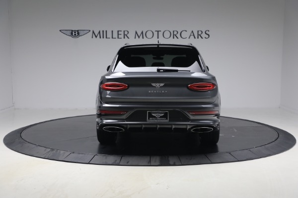 Used 2022 Bentley Bentayga Speed for sale $161,900 at Bentley Greenwich in Greenwich CT 06830 4