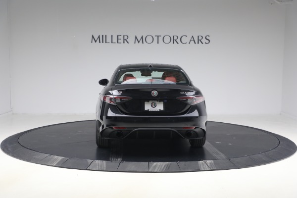 New 2026 Alfa Romeo Giulia VELOCE for sale $57,041 at Bentley Greenwich in Greenwich CT 06830 6