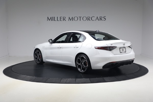 New 2026 Alfa Romeo Giulia for sale $43,000 at Bentley Greenwich in Greenwich CT 06830 6