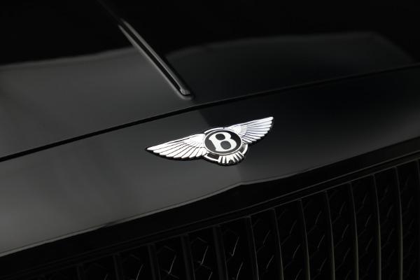 Used 2023 Bentley Flying Spur V8 for sale $143,900 at Bentley Greenwich in Greenwich CT 06830 13