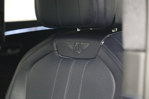 Used 2023 Bentley Flying Spur V8 for sale $143,900 at Bentley Greenwich in Greenwich CT 06830 22