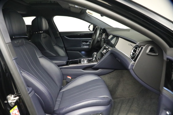 Used 2023 Bentley Flying Spur V8 for sale $143,900 at Bentley Greenwich in Greenwich CT 06830 28